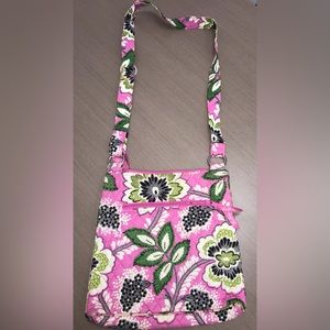 Vera Bradley Priscilla Pink Mailbag - excellent condition